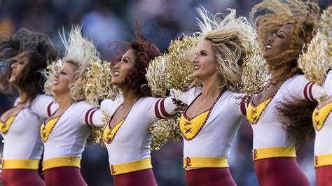 cheerleader leaks|Washington cheerleaders furious over topless photo leak in Jon。